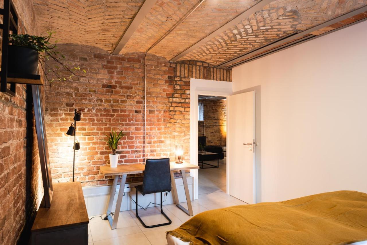 Luxurious Urban Living - Premium Downtown Next To Hbf Appartamento